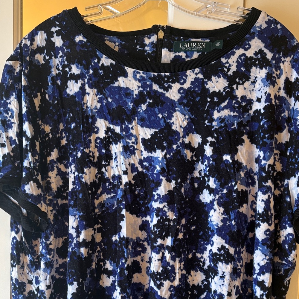NWOT 3X Lauren Ralph Lauren Women's Blue White Black Patterned Top shirt